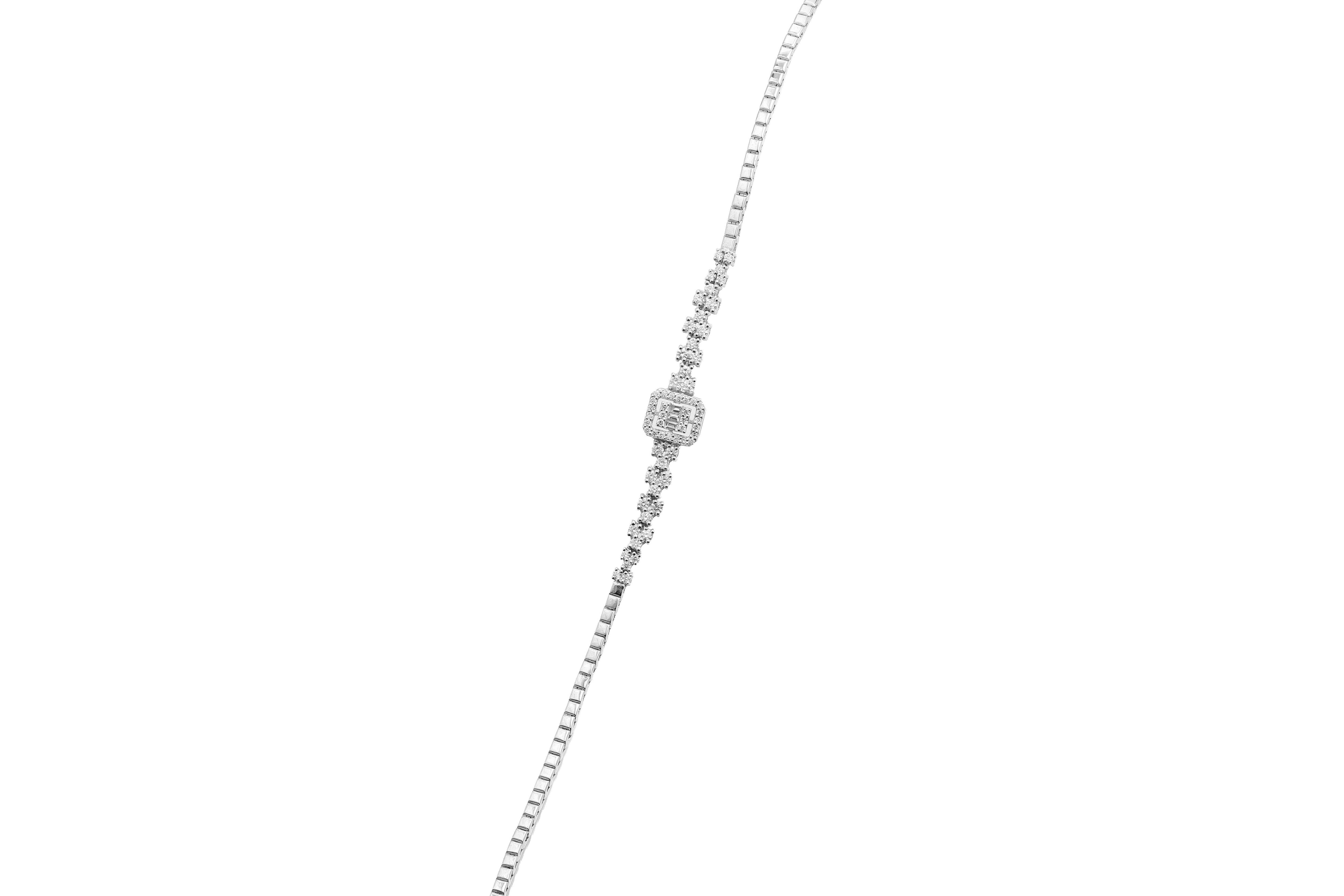 Baguette-Cut Diamond Tenis Bracelet